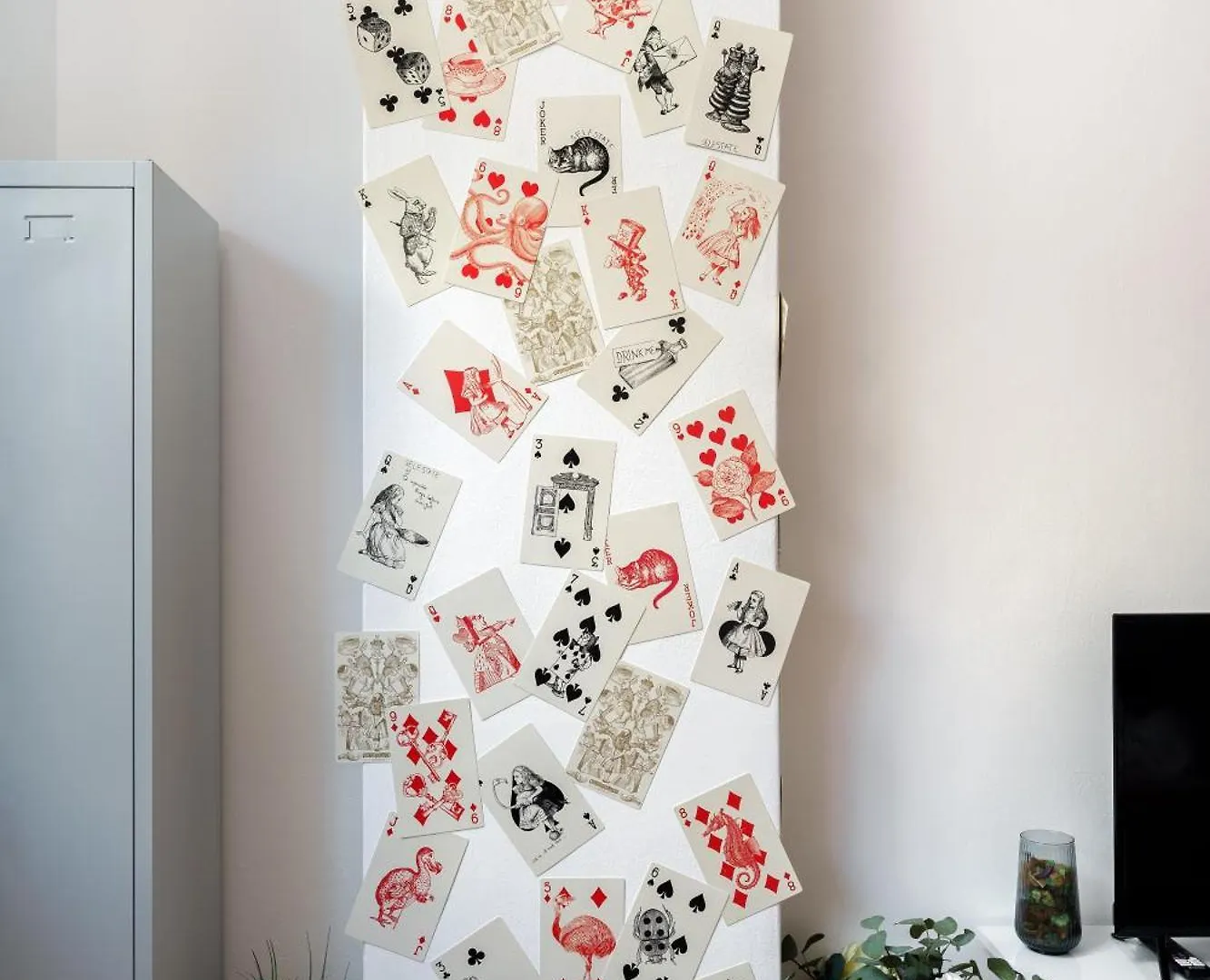 Alice In Wonderland - Selestate Apartment Bucharest 0*,  Romania